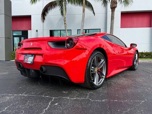 Used 2017 Ferrari 488 GTB image 17