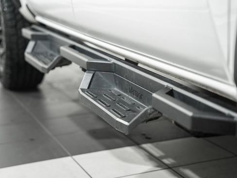 Used 2018 Toyota Tacoma TRD Off-Road image 15