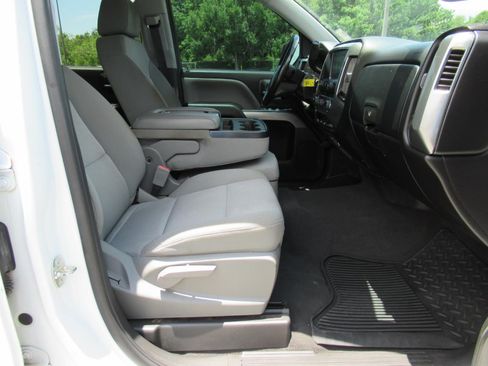 Used 2018 Chevrolet Silverado 1500 LT w/ All Star Edition RWD image 30