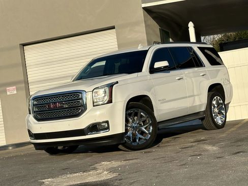 Used 2017 GMC Yukon SLE w/ Convenience Package image 6