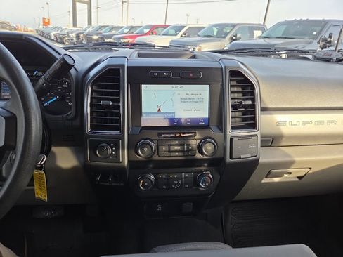 Used 2022 Ford F350 XLT image 16