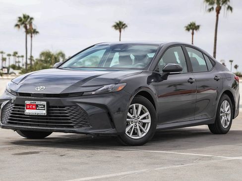 Certified 2025 Toyota Camry LE FWD image 1