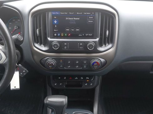 Used 2021 Chevrolet Colorado Z71 AWD/4WD image 41