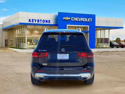 Used 2024 Mercedes-Benz GLB 250 image 6