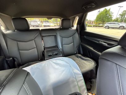 Used 2024 Cadillac XT5 Luxury