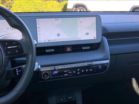 Used 2023 Hyundai Ioniq 5 SE image 6