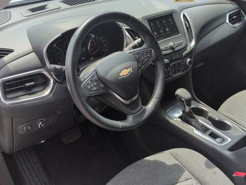 Used 2024 Chevrolet Equinox LT FWD image 13