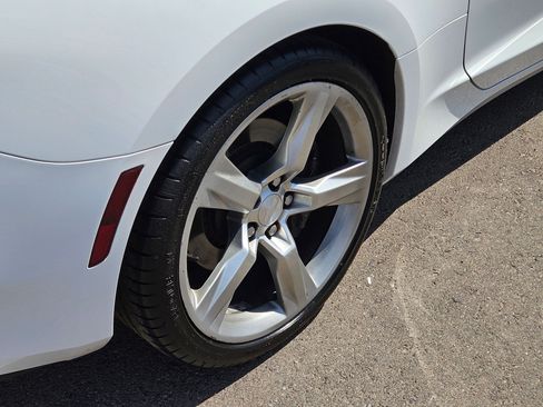 Certified 2016 Chevrolet Camaro SS RWD image 13