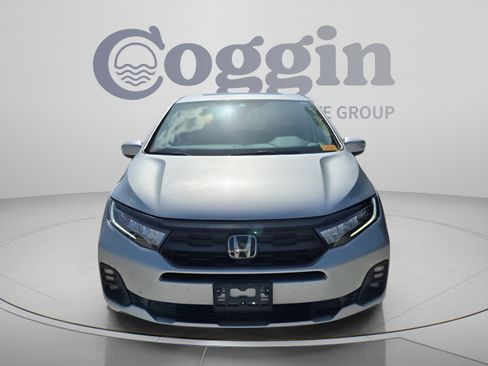 Certified 2025 Honda Odyssey EX-L image 9