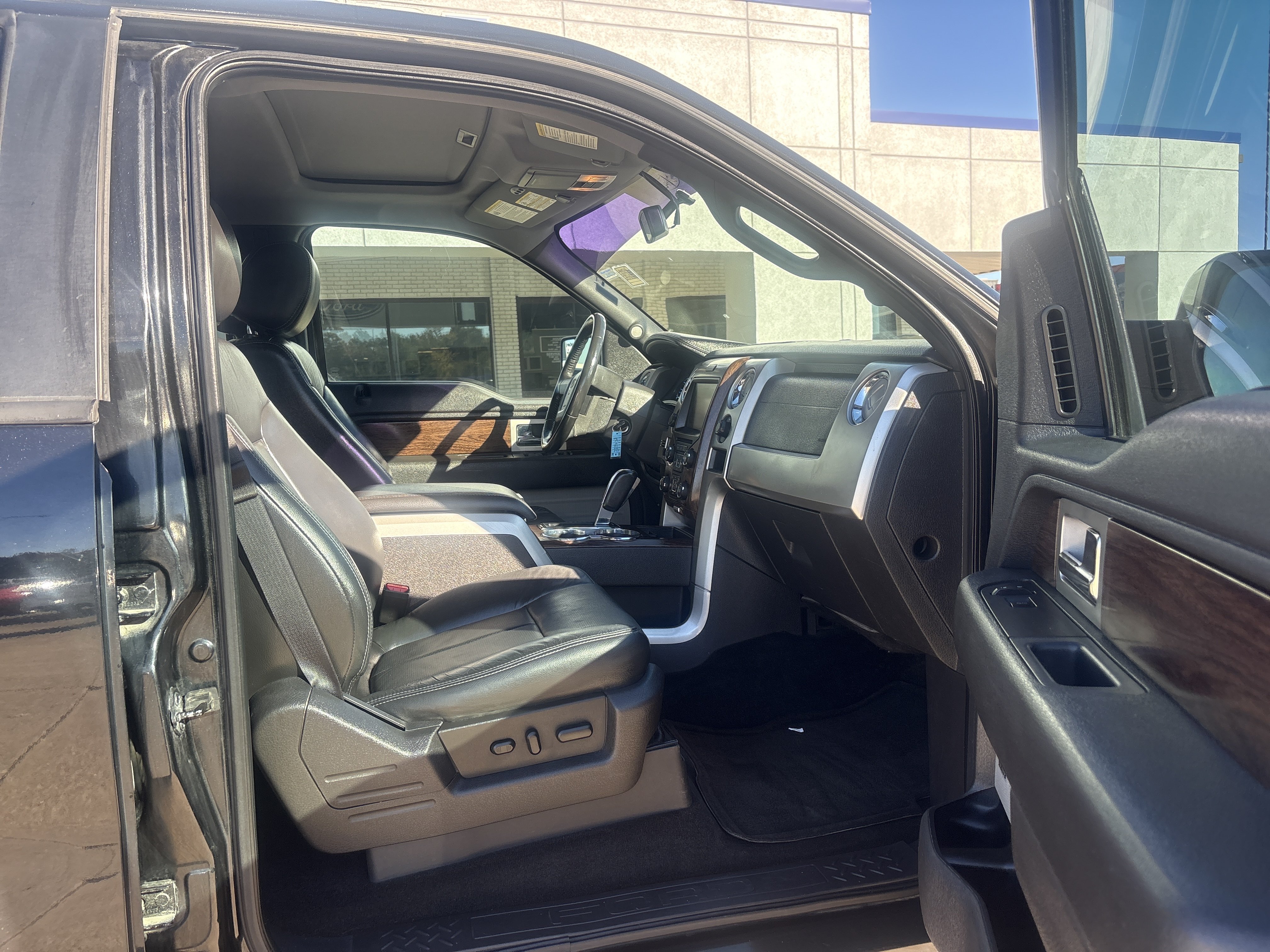 Used 2013 Ford F150 Lariat w/ Luxury Equipment Group AWD/4WD image 10
