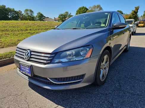 Used 2012 Volkswagen Passat 2.5 SE image 3