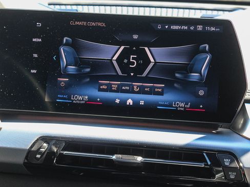 Used 2024 BMW X1 xDrive28i image 14