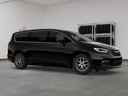 New 2026 Chrysler Pacifica Select