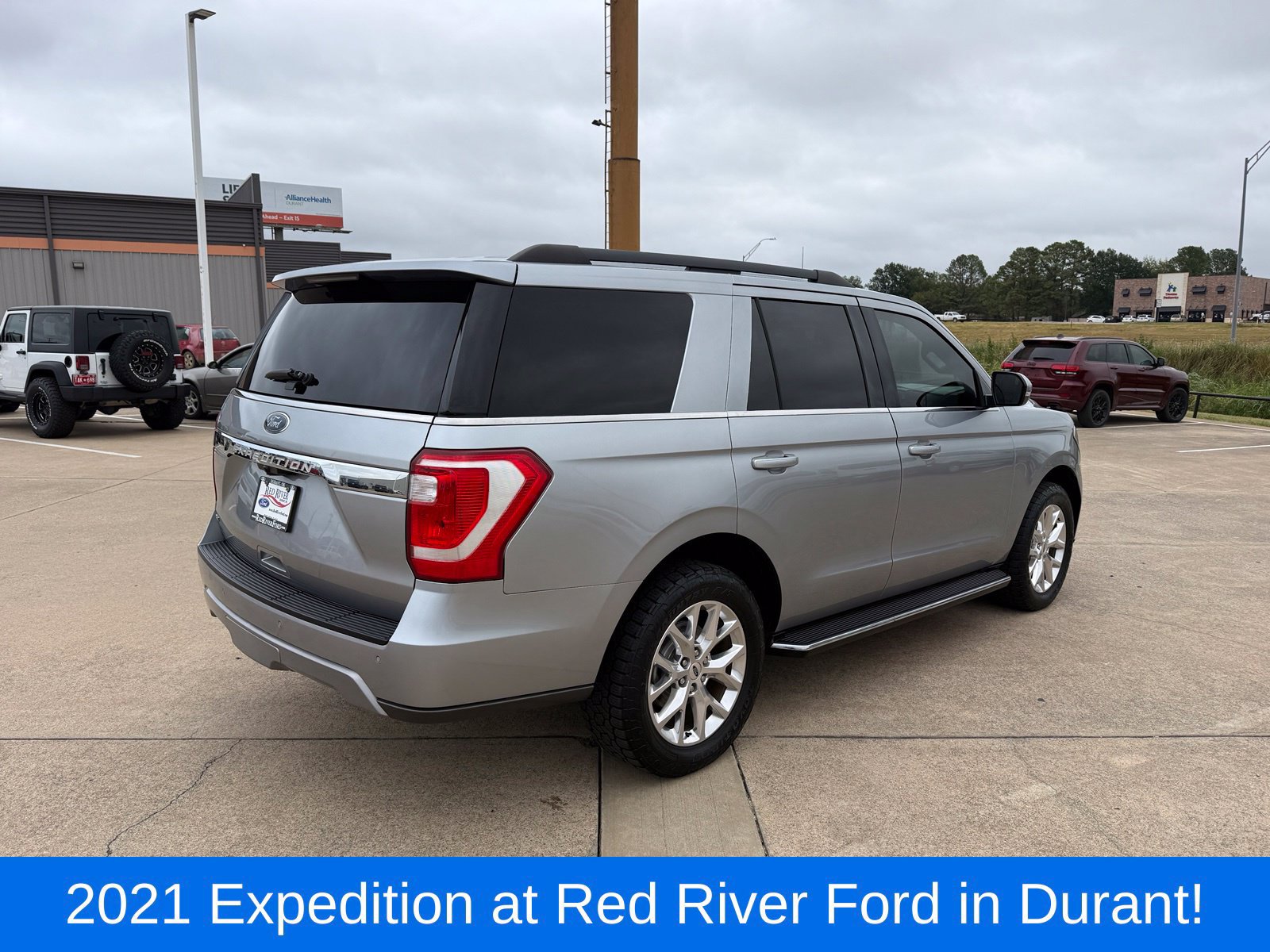 Used 2021 Ford Expedition XLT RWD image 5