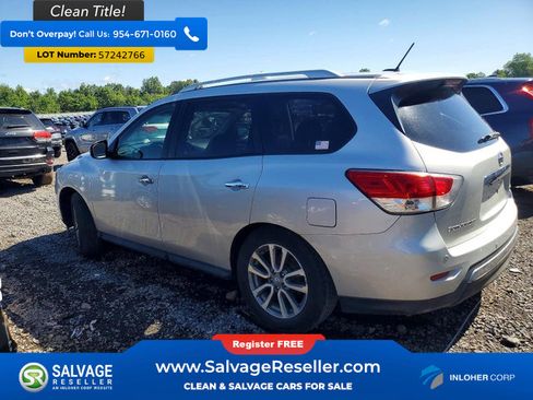 Used 2013 Nissan Pathfinder SV AWD/4WD image 3