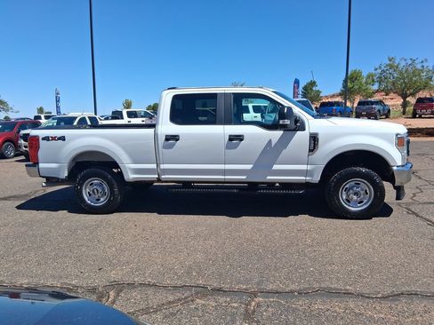 Used 2022 Ford F250 XL w/ Power Equipment Group AWD/4WD image 6