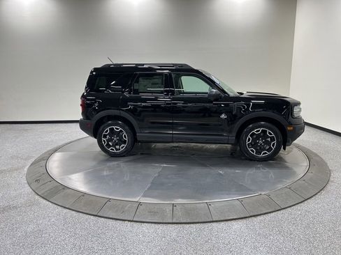 New 2026 Ford Bronco Sport Outer Banks w/ Outer Banks Tech Package+ AWD/4WD image 5