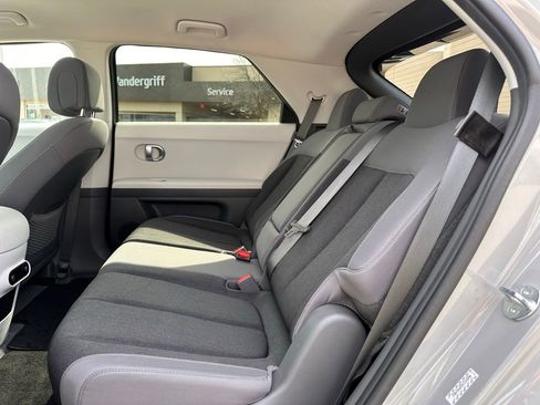 Certified 2023 Hyundai Ioniq 5 SE image 16