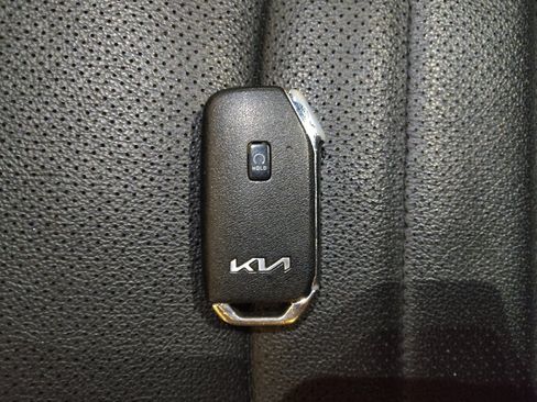 Used 2023 Kia Forte GT-Line w/ GT-Line Premium Package FWD image 32