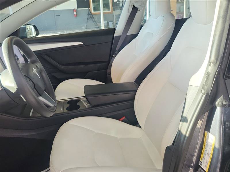 Used 2023 Tesla Model 3 Standard Range RWD image 4