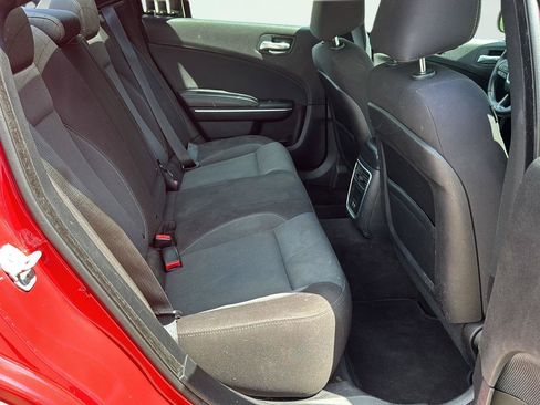 Used 2015 Dodge Charger SE w/ Power Sunroof Group AWD/4WD image 24