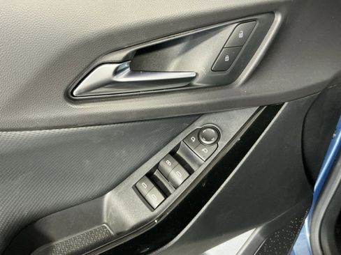 New 2026 Chevrolet Equinox LT image 16