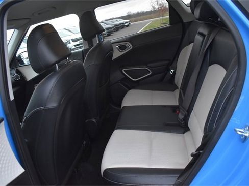 Certified 2023 Kia Soul GT-Line image 17
