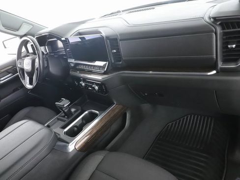 Used 2023 GMC Sierra 1500 Elevation image 29