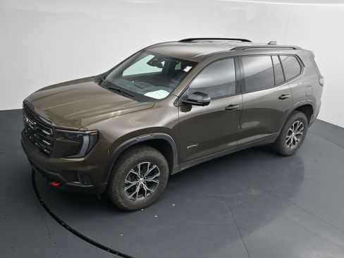 Used 2025 GMC Acadia AT4 AWD/4WD image 12