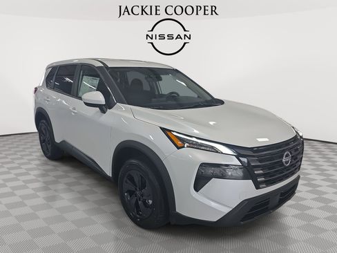 New 2026 Nissan Rogue SV w/ Cold Weather Package image 3