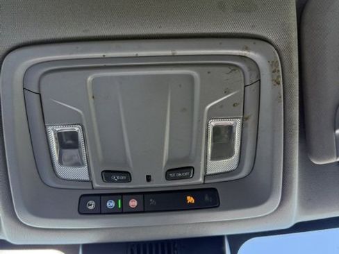 Used 2022 GMC Sierra 1500 SLE image 30