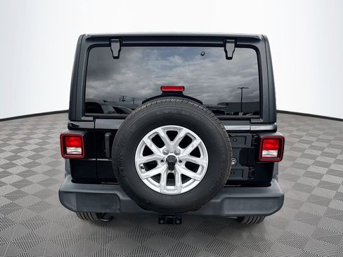 Used 2023 Jeep Wrangler Unlimited Sport AWD/4WD image 7