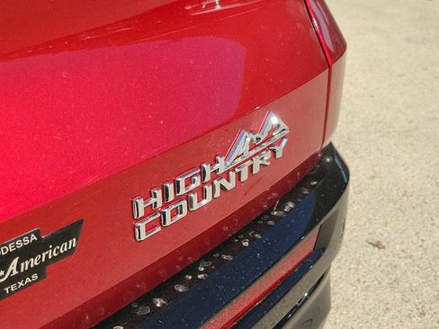 New 2026 Chevrolet Traverse High Country w/ LPO, Floor Liner Package image 3