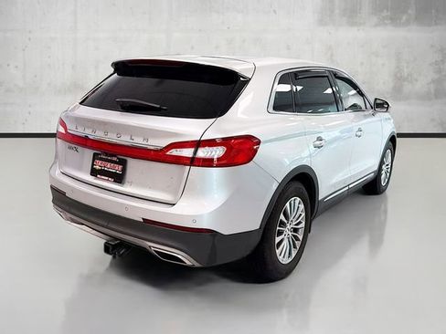 Used 2017 Lincoln MKX Select w/ Lincoln MKX Climate Package image 5