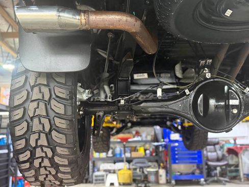 Used 2018 Toyota Tundra Limited w/ Limited Premium Package image 5