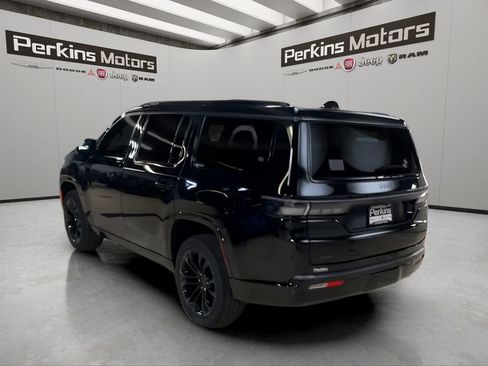 New 2026 Jeep Grand Wagoneer Summit AWD/4WD image 3