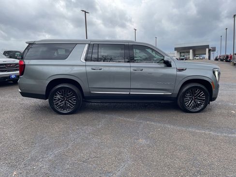 New 2026 GMC Yukon XL Elevation w/ Elevation Premium Package image 6