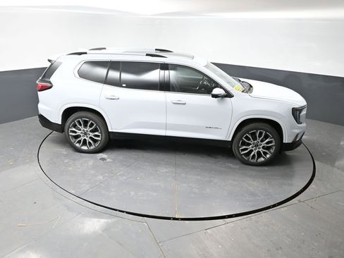 New 2026 GMC Acadia Denali Ultimate w/ LPO, All-Weather Package image 38