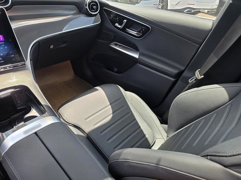 New 2026 Mercedes-Benz GLC 300 image 27