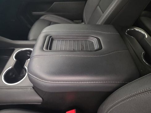 Used 2024 Chevrolet Tahoe Z71 w/ Luxury Package image 53