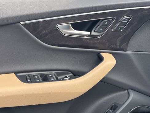 New 2026 Audi Q7 2.0T Premium image 14