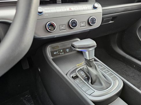 New 2026 Hyundai Kona SE image 20