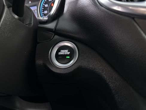 Used 2023 Chevrolet Equinox LT AWD/4WD image 17