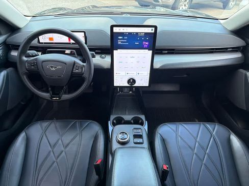 Used 2022 Ford Mustang Mach-E Select w/ Comfort/Technology Package RWD image 19