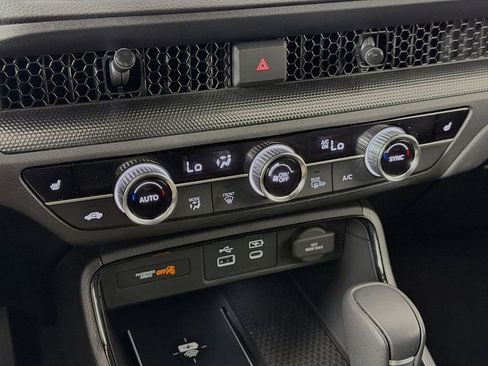 Used 2025 Honda CR-V Sport-L image 16