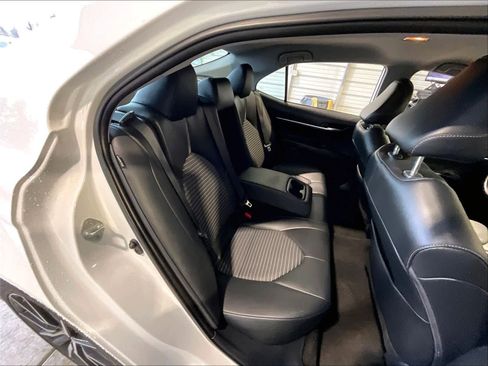 Used 2023 Toyota Camry SE image 28