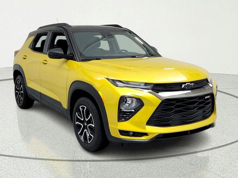 Certified 2023 Chevrolet TrailBlazer RS w/ Sun and Liftgate Package AWD/4WD image 7