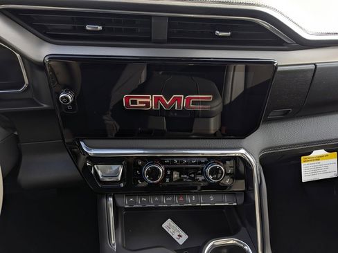 New 2026 GMC Sierra 1500 Denali w/ Denali Reserve Package image 25