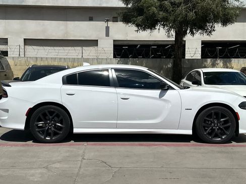Used 2019 Dodge Charger R/T w/ Driver Confidence Group image 9