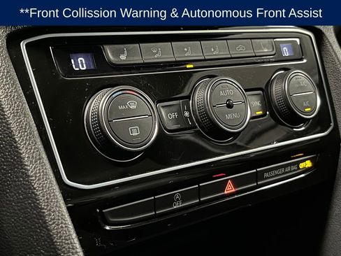 Certified 2022 Volkswagen Atlas Cross Sport SE image 11